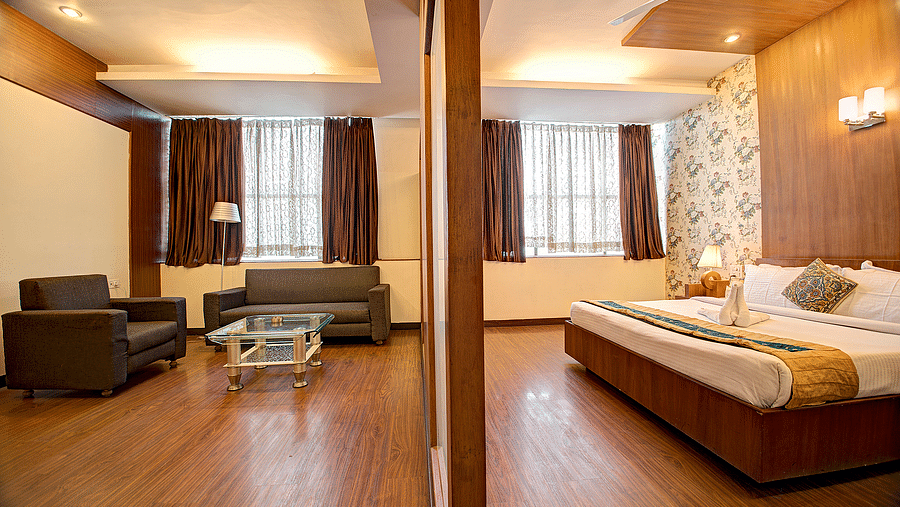 Royal Suite of Hotel PR Residency Amritsar - Hotels in Amritsar
